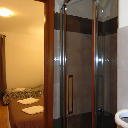 Winners Bed and Breakfast 3*